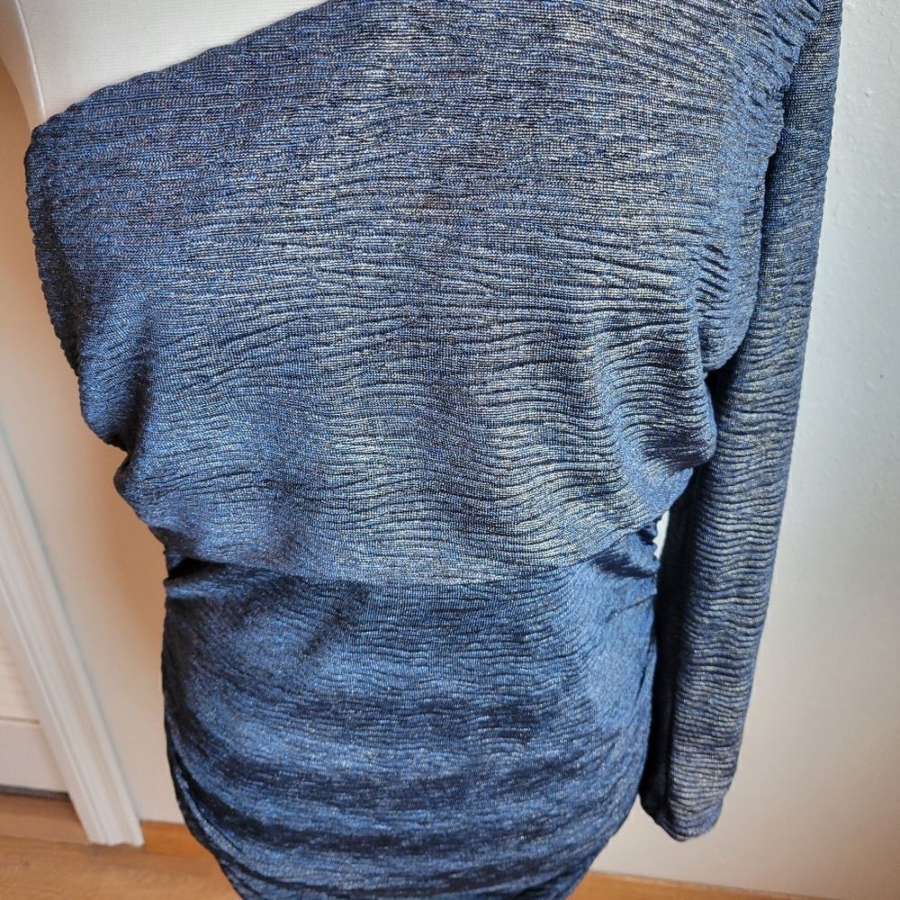 Mystic One Shoulder Metallic Dress - Picture 2 of 6